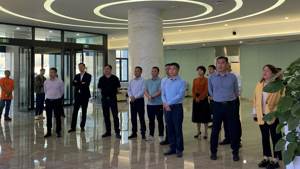 席龙海书记率队赴苏州bifa必发开展考察活动